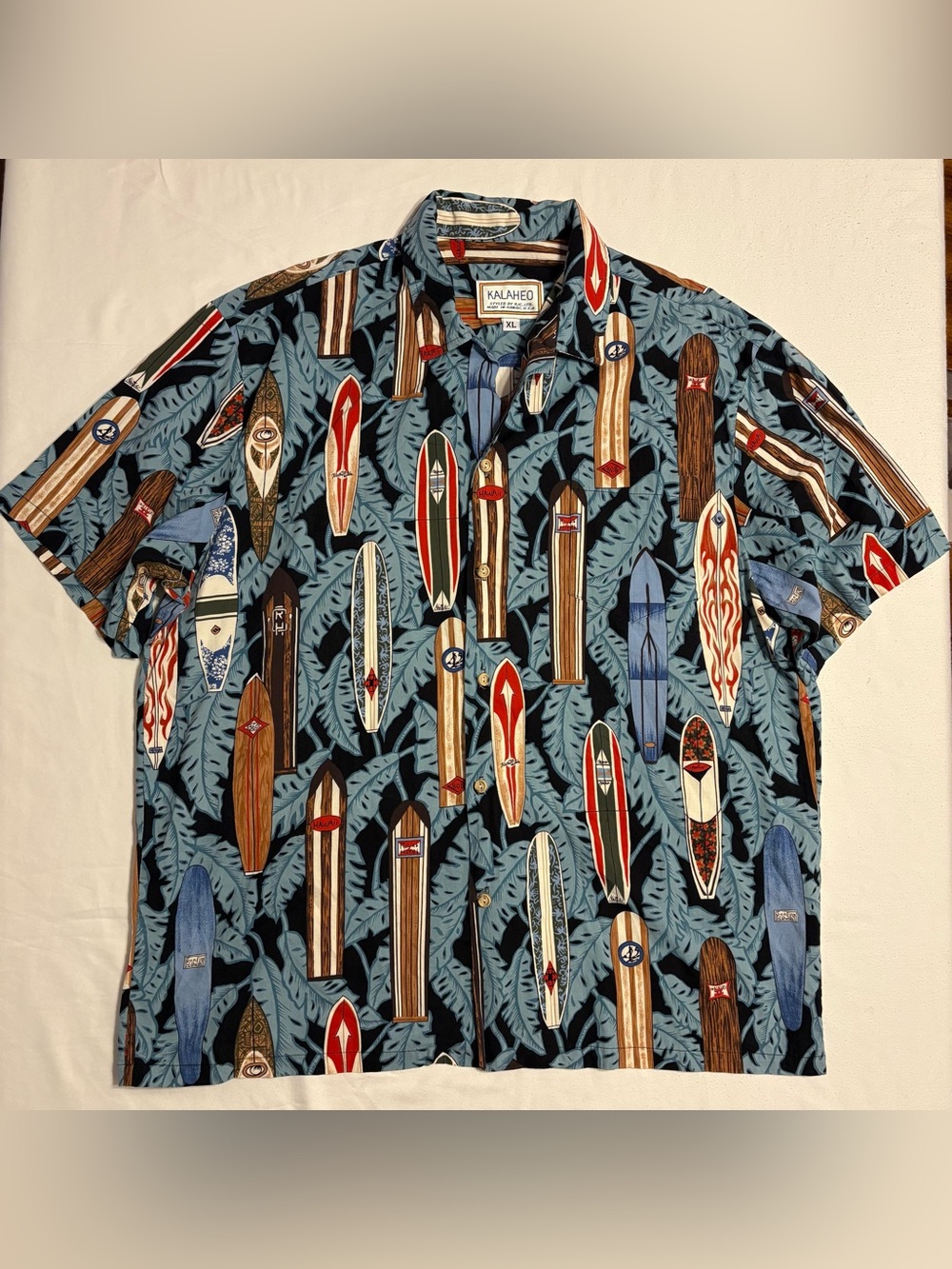Vintage Kalaheo Made In Hawaii Surfing Themed Hawaiian Shirt in Mens size XL